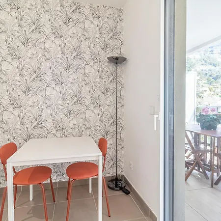 Charming With Parking Near Monaco Beausoleil