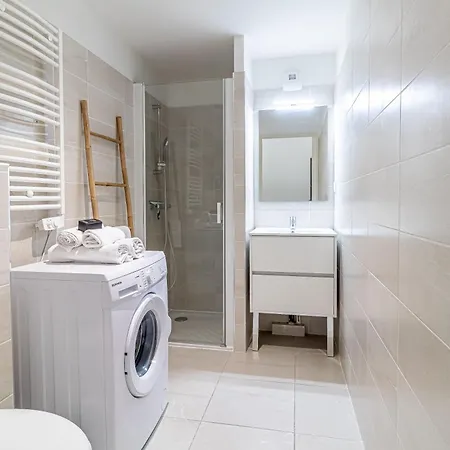 Dom wakacyjny Charming With Parking Near Monaco