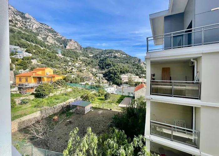 Charming With Parking Near Monaco *