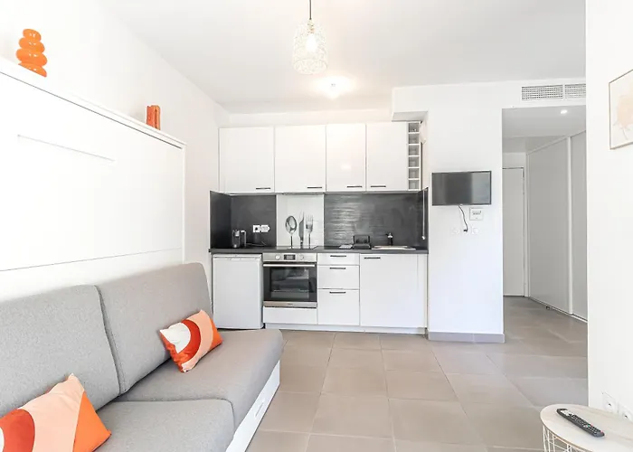 بيت للعطل Charming With Parking Near Monaco *